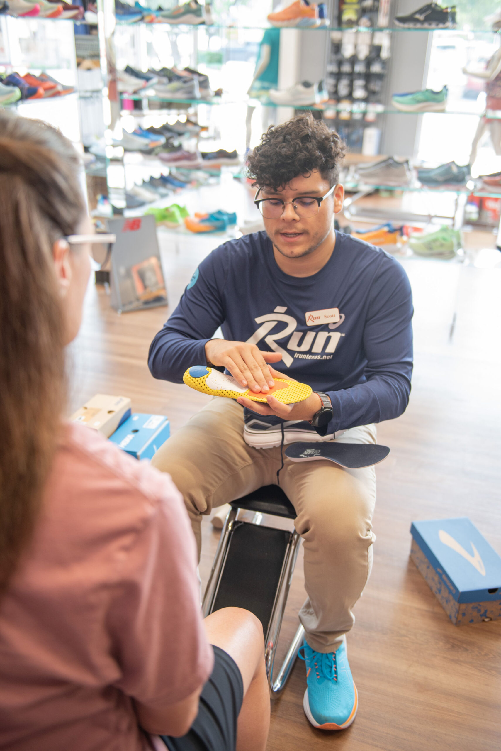 Gait analysis and personalized running shoe fitting